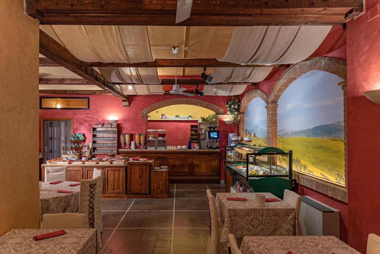 Casanova - Panoramic Rooms And Suites San Quirico dʼOrcia المظهر الخارجي الصورة